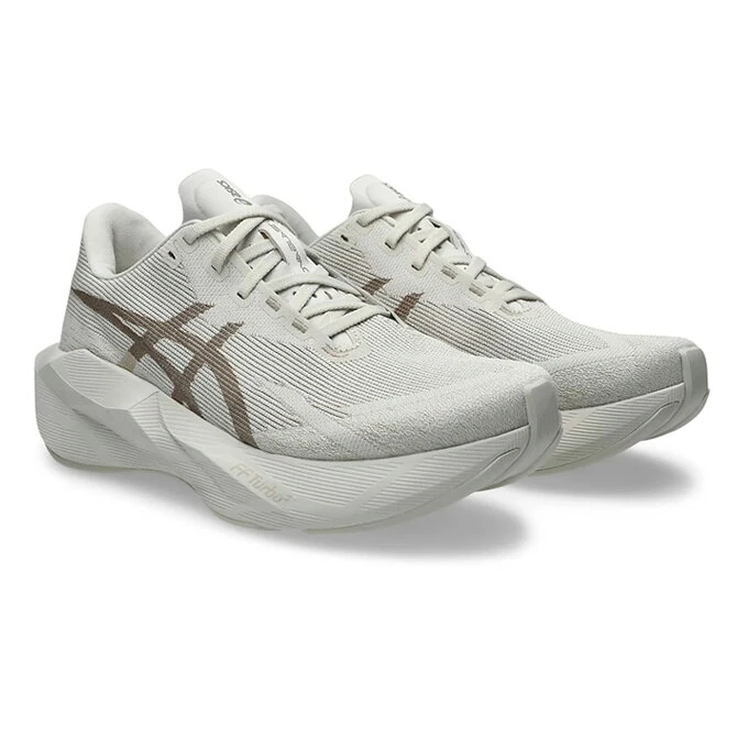 ASICS NOVABLAST 6